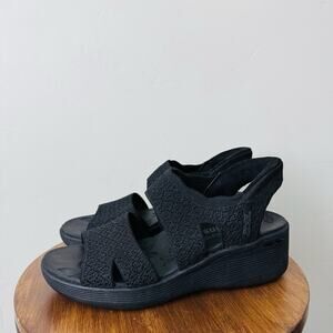 Skechers Black Pier Lite Slip In Sandals Women’s Size 8.5